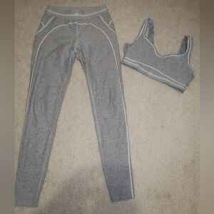 Alo yoga heart throb set small